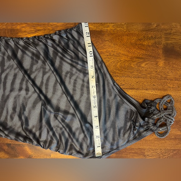 77. Symphony One-Shoulder Bandage Metallic Tiger Print Mini Dress Grey/Black (S) - Picture 12 of 15